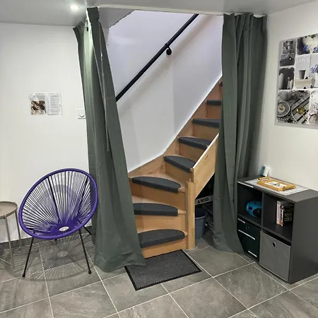 Holiday home Le Pat' Toit A La Traboule *